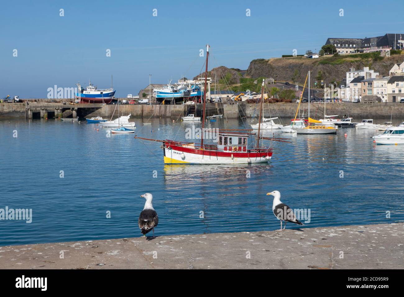 Frankreich, Manche, Cotentin, Granville, der Oberen Stadt, erbaut auf einem felsigen Landzunge auf der östlichsten Punkt der Mont Saint Michel Bucht, den Hafen Stockfoto