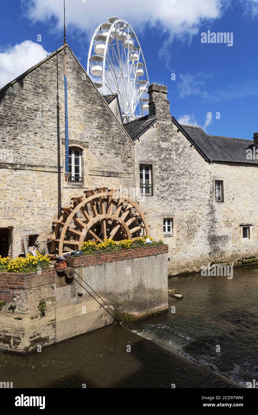 Frankreich, Calvados, Bayeux, Altstadt an der Aure Stockfoto