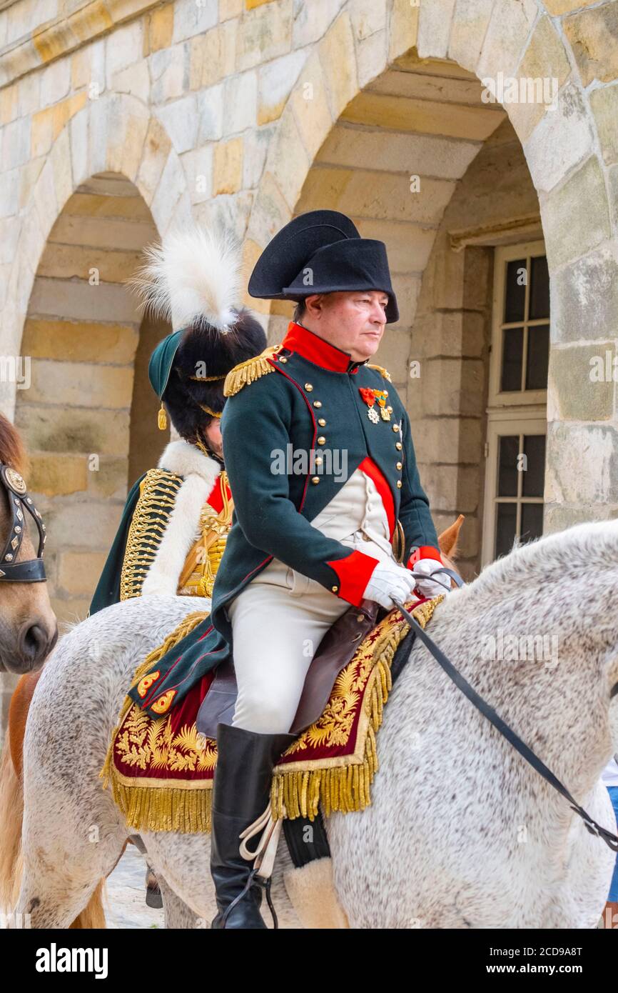 Frankreich, seine et Marne, Schloss von Fontainebleau, historische Rekonstruktion der Residenz von Napoleon 1. Und Josephine im Jahr 1809, Kaiser Napoleon zu Pferd Stockfoto