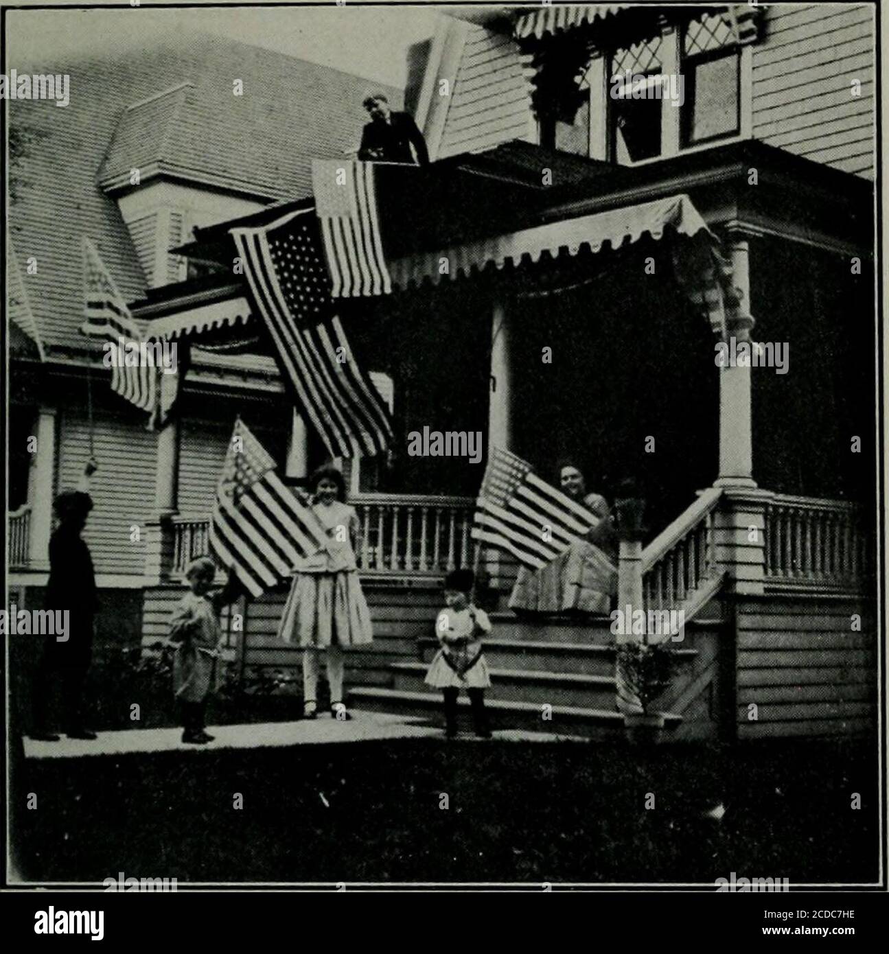 . Genealogie der Cloyd-, Basye- und Tapp-Familien in Amerika; mit kurzen Skizzen, die sich auf die Familien von Ingels, Jones, Marshall und Smith beziehen. Son Higham, 6-3-1896. Er d. 6-1-1899, in Waldick, N. J., wo seine Familie noch wohnt. Kind: Mildred Higham. *38. Edwin Campbell, B. 12-15-1858; m. Josephine Arnold. 39. William, B. 7-6-1861; d. 7-21-1865. 40. Charles, B. 6-21-1863; d. 7-24-1863. 41. Seely, B. 6-21-1863; d. 8-23-1863. 27. JANE E. CLOYD, dau. Von James C. und Hannah (Camp-Bell) Cloyd, war B. 2-5-1840, in Mortonville, N. Y., m. Rev. Syl-vanus G. Gale, 9-8-1864, in Charlotteville, N. Stockfoto