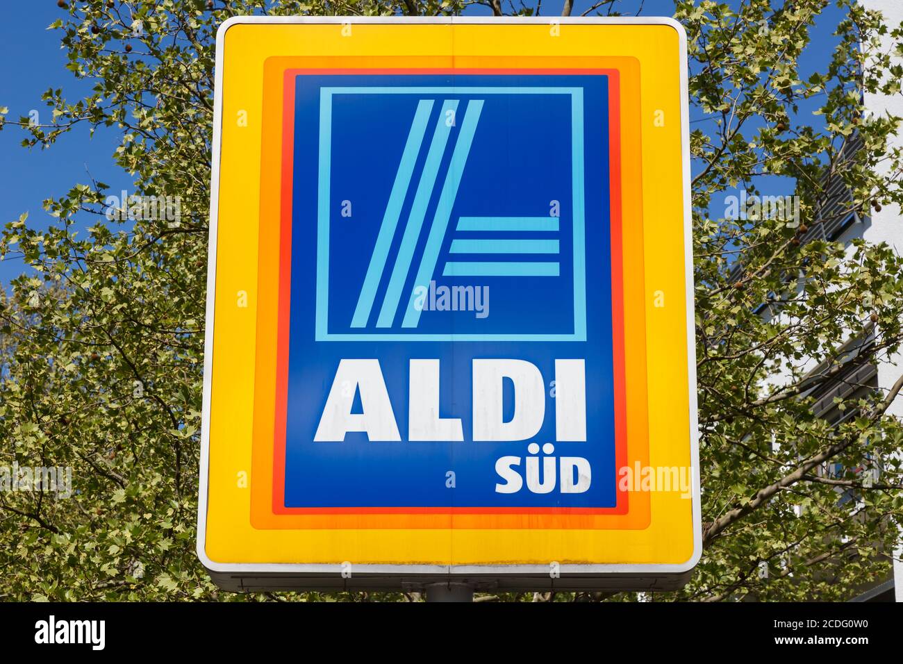 Aldi sud logo im supermarkt Fotos und Bildmaterial in hoher Auflösung Alamy