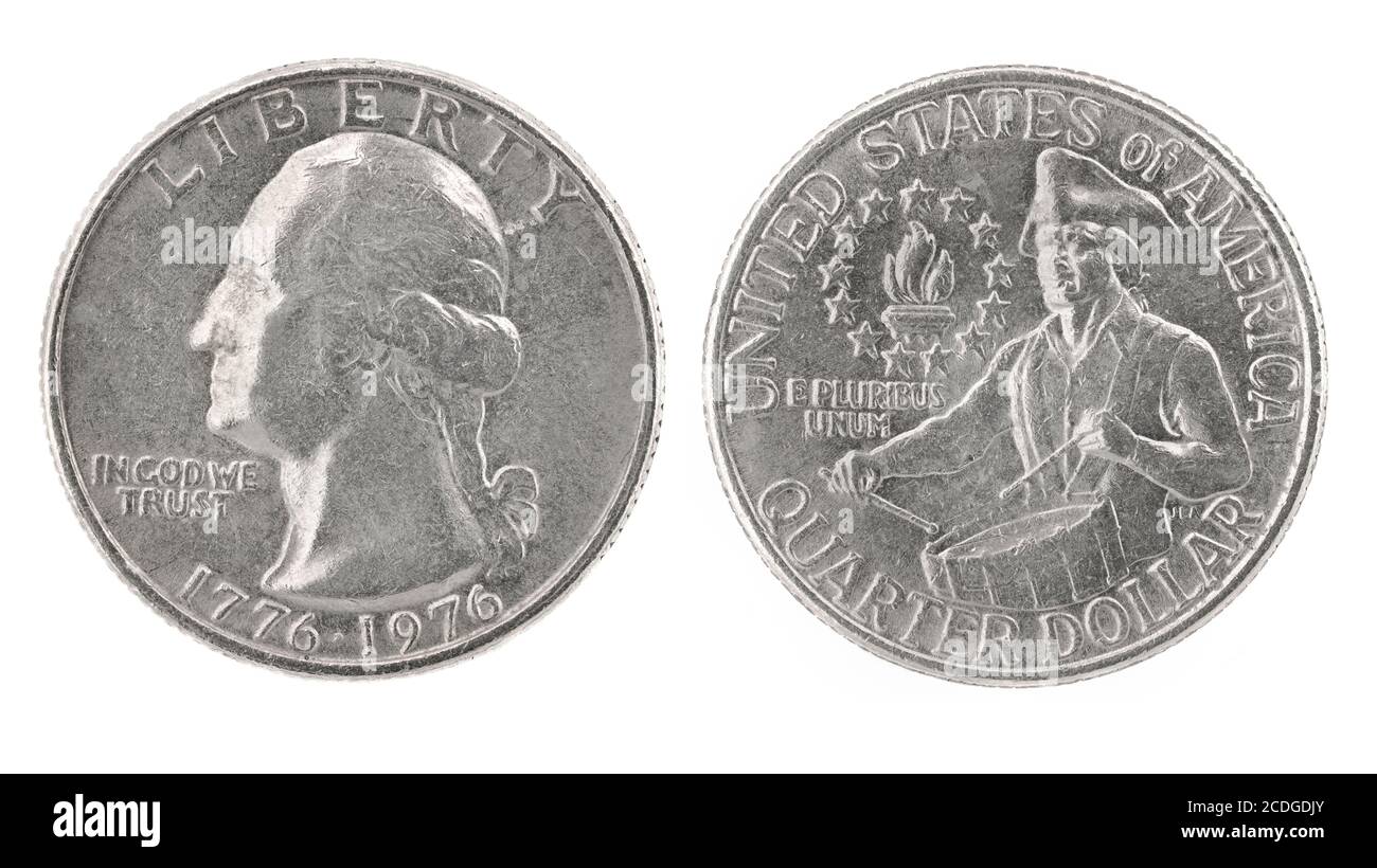 US-Geld. Vierteldollar-Münze (1776-1976). Vorder- und Rückseite isoliert über Weiß Stockfoto