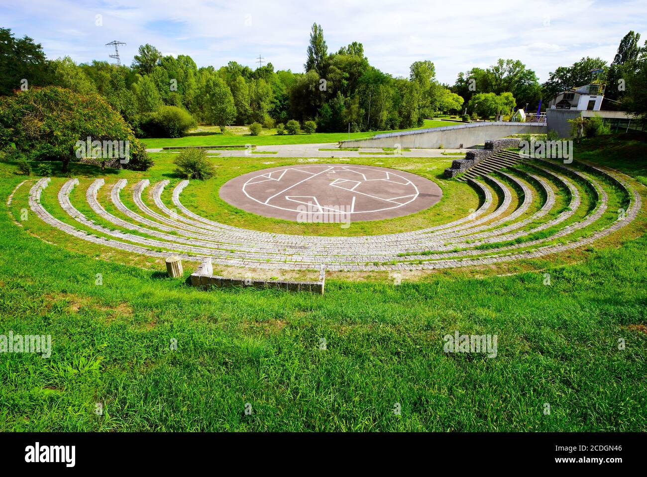 Landesgartenschau Zaha Hadids Gartenplatz in weil am Rhein, Baden Württemberg, Deutschland. Stockfoto