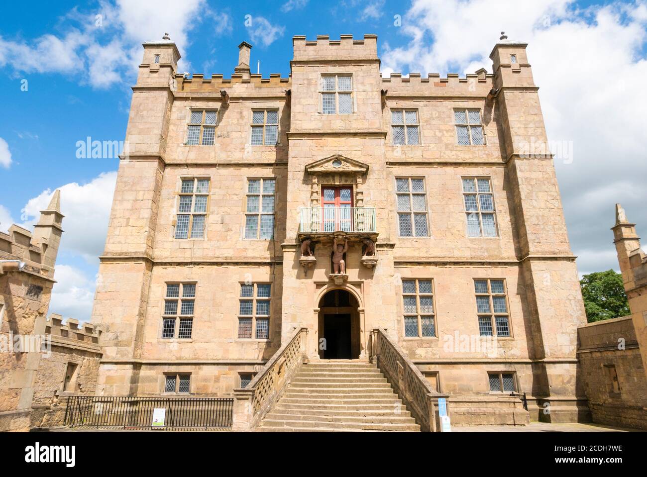 Bolsover Castle, The Little Castle Exterior im historischen Bolsover Castle aus dem 17. Jahrhundert, Derbyshire, England, Großbritannien, GB, Europa Stockfoto