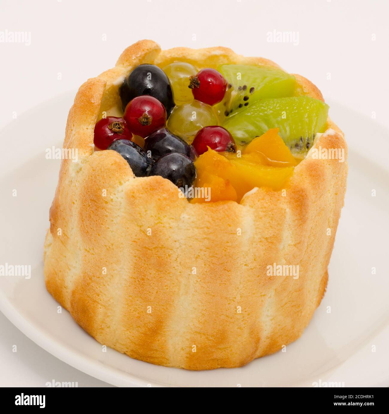 Obst und Beeren-Kuchen Stockfoto