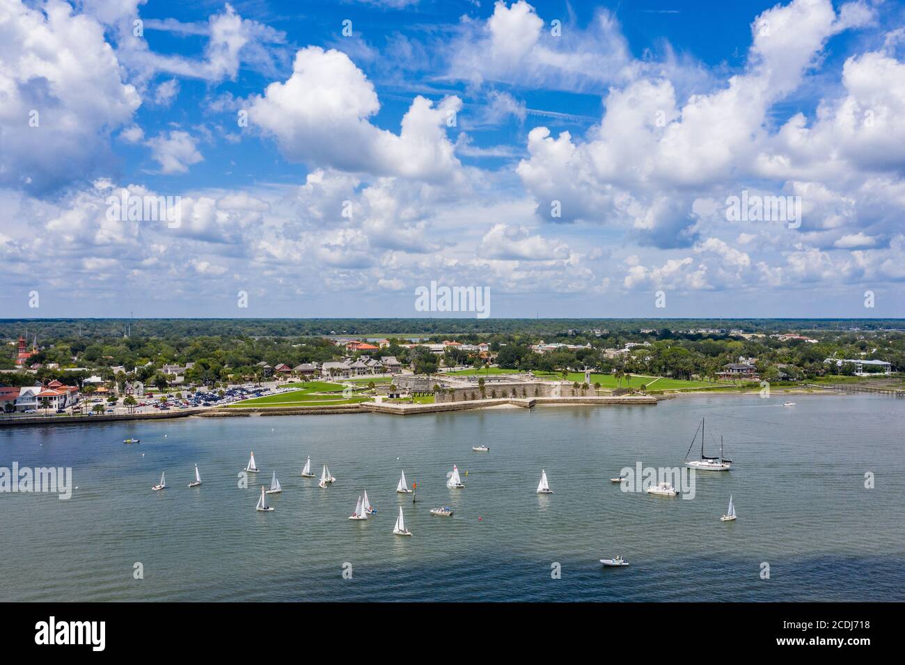 Luftaufnahme des Castillo de San Marcos, der ältesten gemauerten Festung im amerikanischen Festland in St. Augustine, Florida. Stockfoto