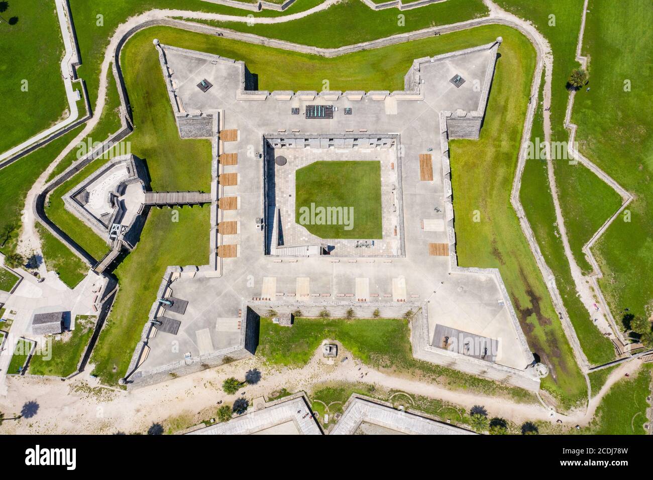 Luftaufnahme des Castillo de San Marcos, der ältesten gemauerten Festung im amerikanischen Festland in St. Augustine, Florida. Stockfoto