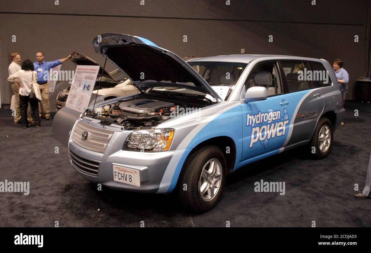 Austin, TX 2. Mai 2007: Wasserstoffbetriebener Pkw auf der Texas Commission on Environmental Quality (TCEQ), der jährlichen Fachmesse. ©Bob Daemmrich Stockfoto
