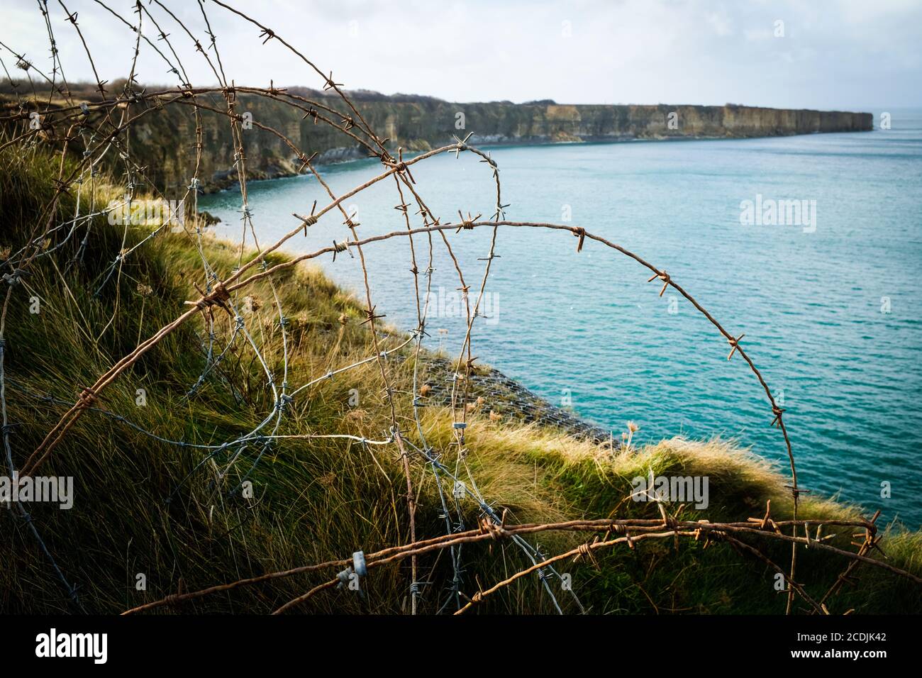 Szenen in Pointe du Hoc, Normandie, Frankreich, Ort des Ranger-Angriffs der US-Armee auf Klippen während des D-Day. Stockfoto