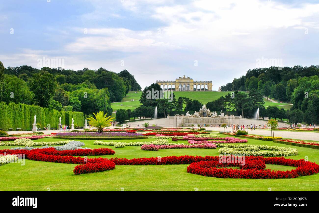Gärten im Schloss Schönbrunn Wien Stockfoto