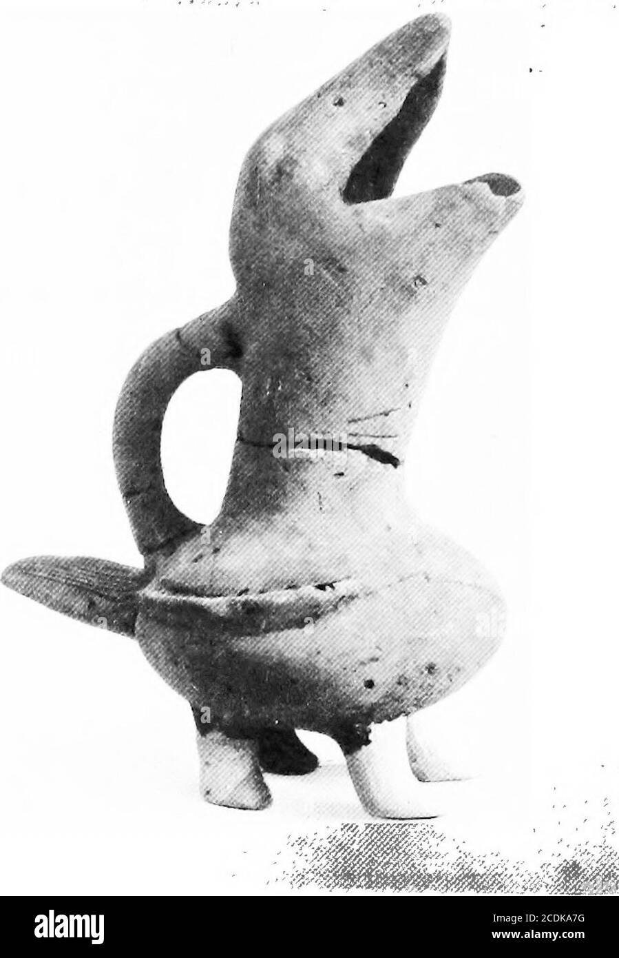 . Der Palast von Minos: Ein vergleichendes Konto der aufeinanderfolgenden Stadien der frühen kretischen Zivilisation, wie durch die Entdeckungen in Knossos illustriert. Abb. 84. Vase in Form von weiblichen Figur; Mochlos (Seager) (f).. Abb. 85, Vase in Form eines jungen Vogels, Kumasa (Xanthudides) (^ c-)- FRÜHE MINOAN III IT7 Signetdesigns ;animalforms. Kumasa kann auch auf diese Periode verwiesen werden. Sie ist von komischer Erscheinung und trifft eine ganz neue Note in der minoischen Kunst. EIN auffälliger Vergleich wird geliefert durch eine groteske vierfüßige Vogel-Vase mit offenem Schnabel, von lokalem neo-lithic Gewebe, von Kodjadermen in N.E. Bulgarien. IT als Stockfoto
