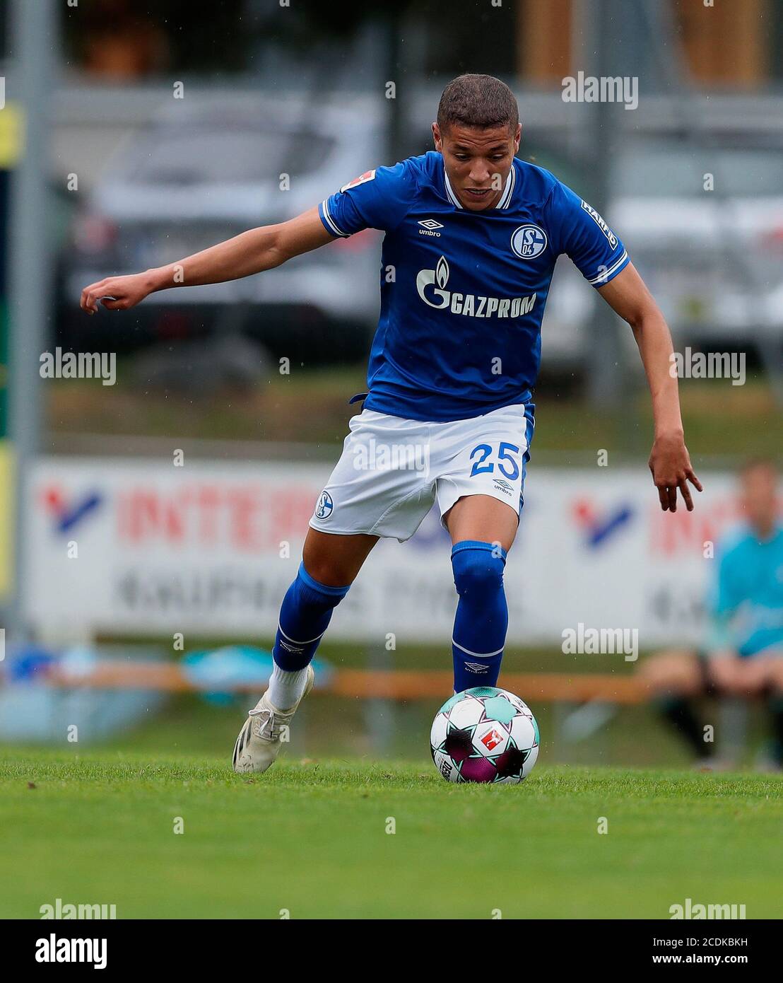 firo: 28.08.2020, Fußball, Testspiel, Saison 2020/2021, FC Schalke 04 - Aris Thessaloniki, Amine Harit, FC Schalke 04, S04, Schalke, Individual Action, Einsatz weltweit Stockfoto