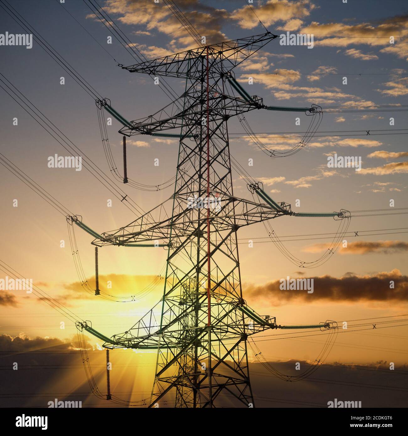 Power Tower bei Sonnenuntergang Stockfoto