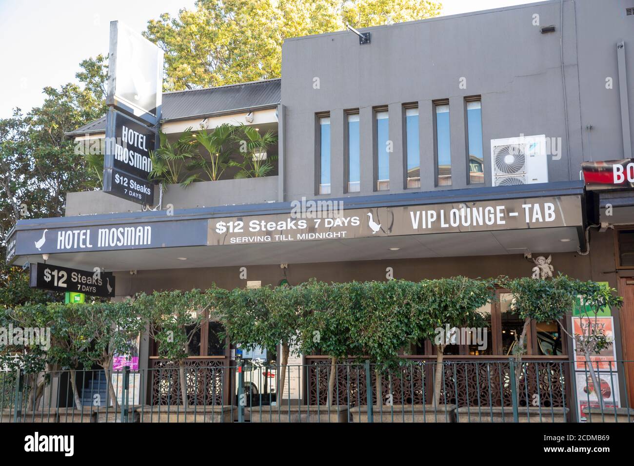 Das Hotel Mosman bietet ein öffentliches Restaurant und eine Bar in North Sydney, NSW, Australien Stockfoto