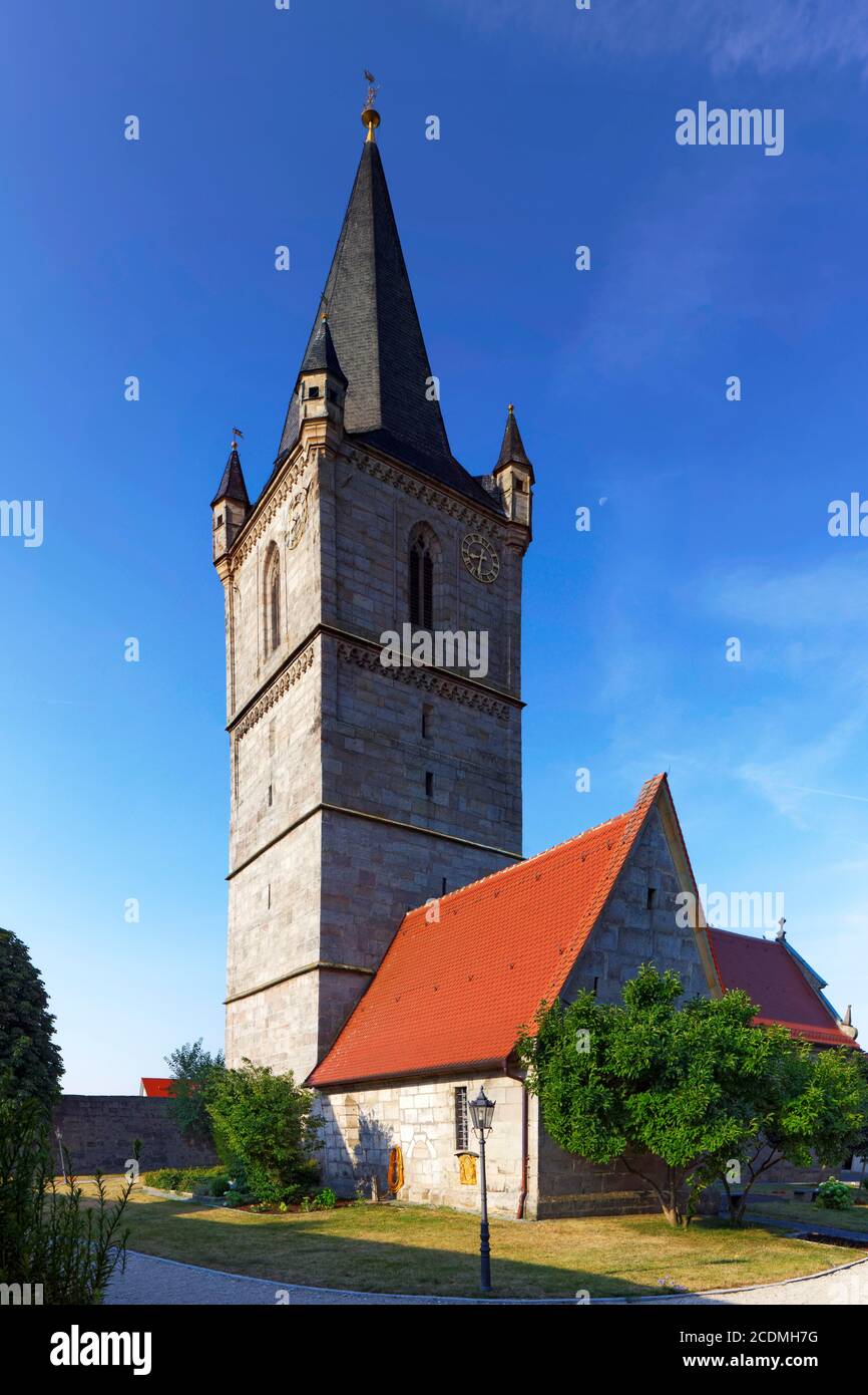 Kirche Mariä Geburt, Kirchturm mit vier Türmen, Hannberg, Kreis Hessdorf, Seebacher Grund, Kreis Erlangen Stockfoto