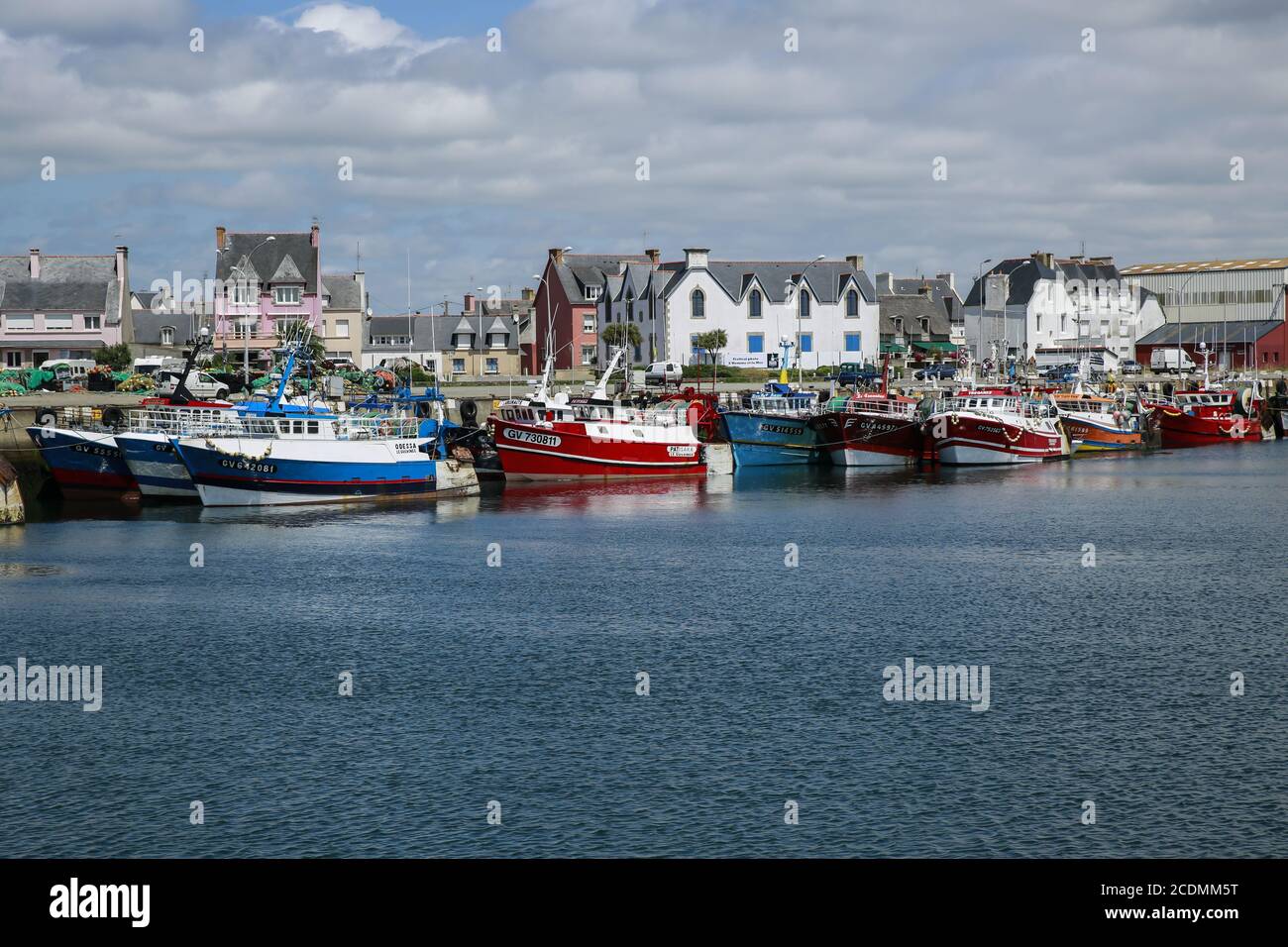 Fischerboote im Hafen von Guilvinec, Finister Stockfoto
