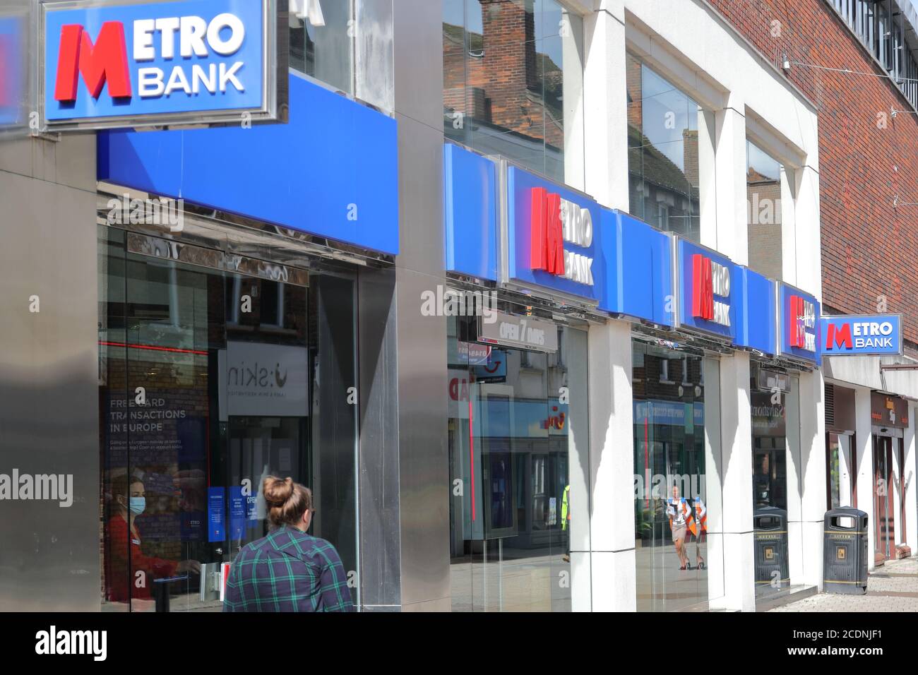 Niederlassung der Metro Bank in High Wycombe, Großbritannien Stockfoto