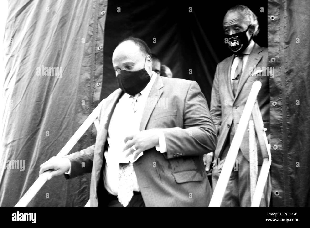 WASHINGTON, D.C.: 28. AUGUST 2020 - Rev. Al Sharpton, President & CEO, National Action Network und MSNBC on-air Persönlichkeit, Bürgerrechtler Martin Luther King III und andere Redner zusammen mit den Familien von Jacob Blake, George Floyd, Breonna Taylor, Eric Garner, Rayshard Brooks, Ahmaud Arbery und viele andere versammeln sich zum 57. Jahrestag des historischen "March on Washington" National Action Network (NAN) für einen Marsch gegen Washington aus Protest gegen Polizeibrutalität, der am 28. August 2020 im Lincoln Memorial in Washington, DC stattfand.Bildnachweis: Mpi43/MediaPunch Stockfoto