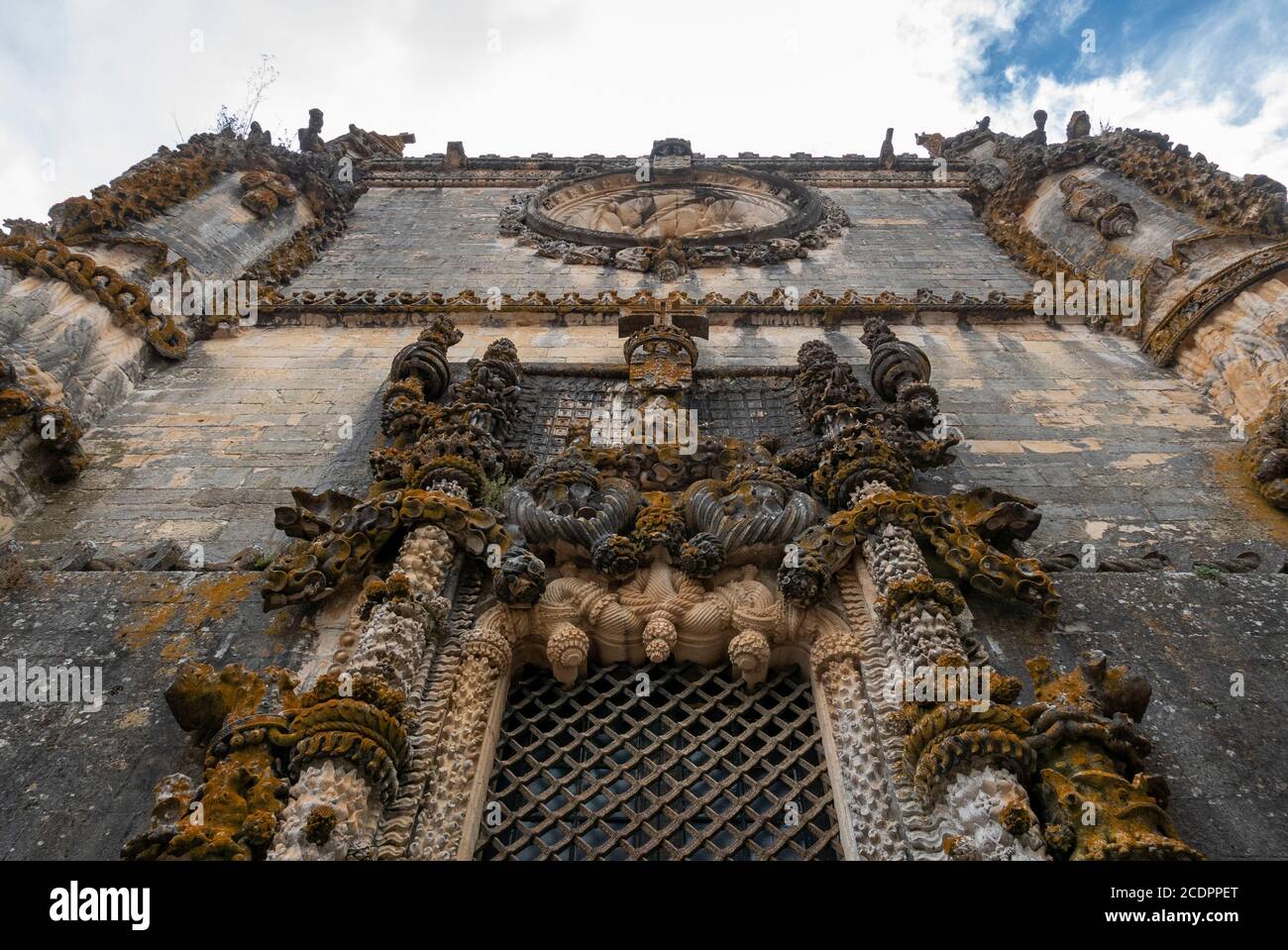 Das berühmte manuelinische Kapitelfenster am Kloster Christi aka Convento de Cristo in Tomar, Portugal, Europa Stockfoto