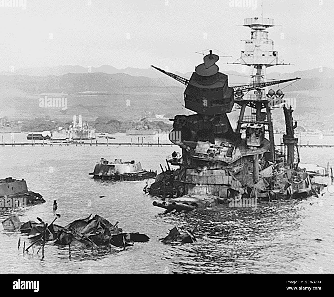 Pearl Harbor 1941. Foto der USS Arizona am 10 1941. Dezember nach dem japanischen Angriff auf Pearl Harbor am 7. Dezember 1941. Stockfoto