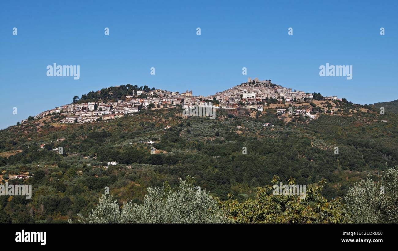 Panoramablick auf die Stadt Montecelio, Gemeinde Guidonia-Montecelio, Rom, Latium, italien, europa Stockfoto