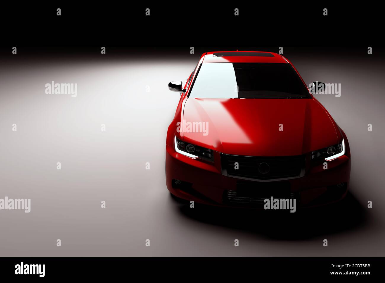 Neue rote Metallic-Limousine im Rampenlicht. Modernes Design, brandlos. Stockfoto