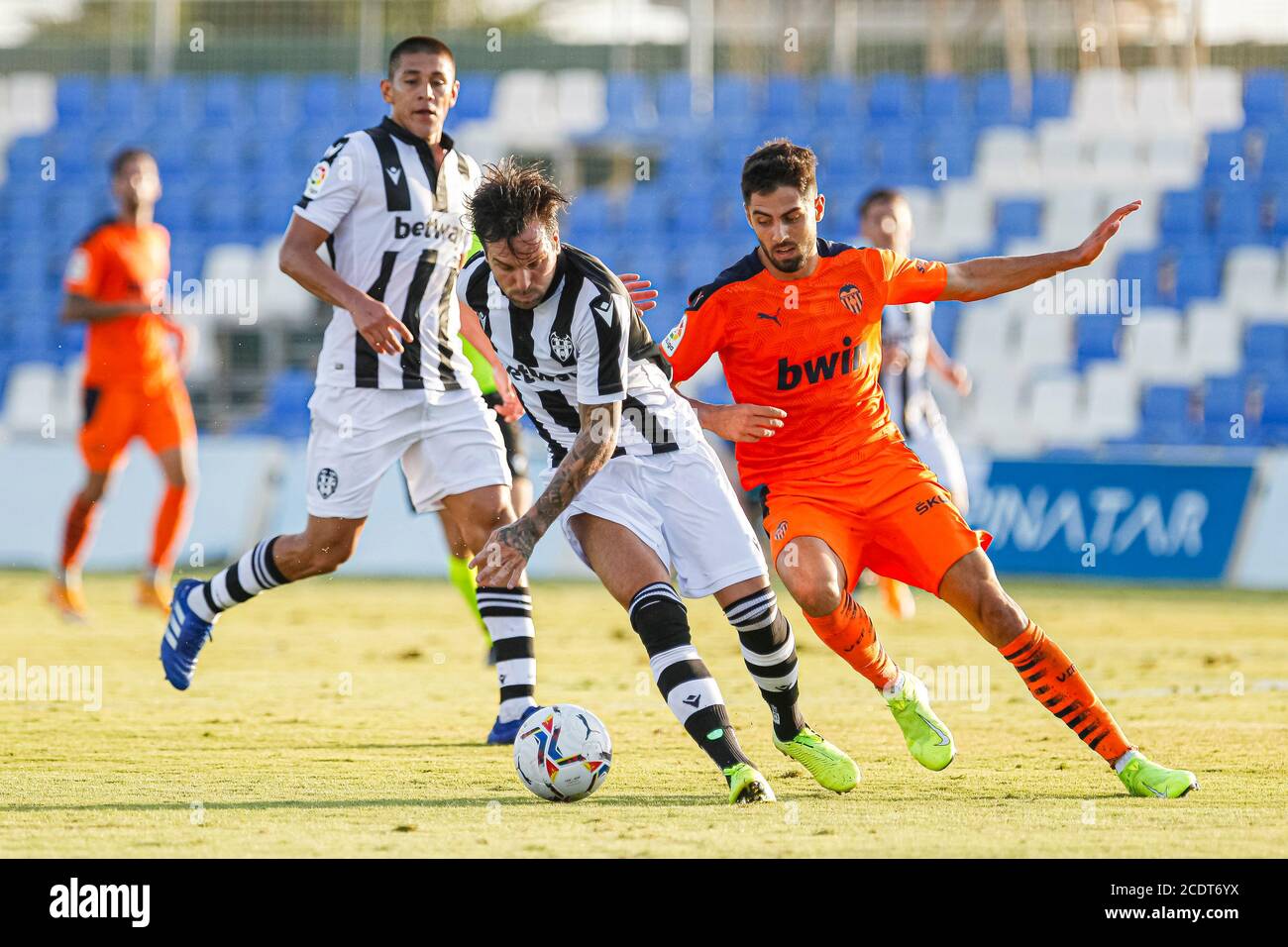 San Pedro del Pinatar, Spanien. August 2020. Freundschaftsspiel vor der Saison zwischen Valencia CF und Levante UD im Fußballzentrum Pinatar Arena. Quelle: ABEL F. ROS/Alamy Live News Stockfoto