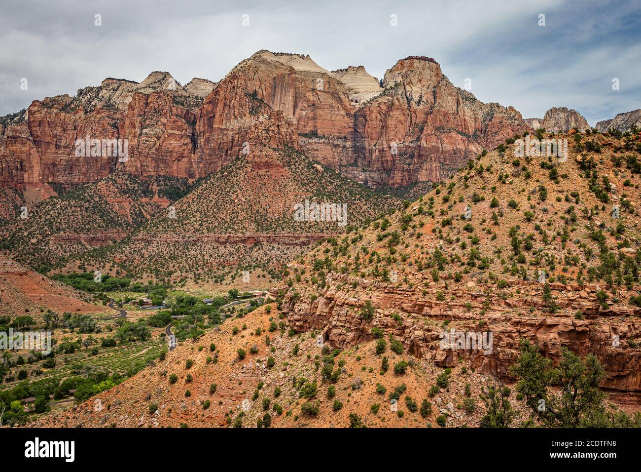 Der Watchman Trail ist ein 3 Meilen Rundwanderweg, der am Watchman Overlook im Zion National Park in Utah endet. Stockfoto