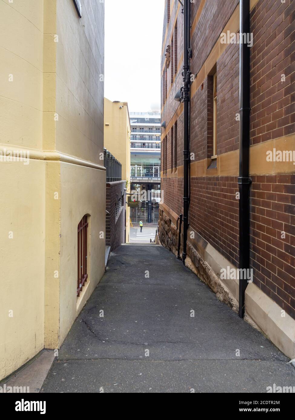 Alley at the Rocks an einem sonnigen Frühlingsnachmittag Stockfoto