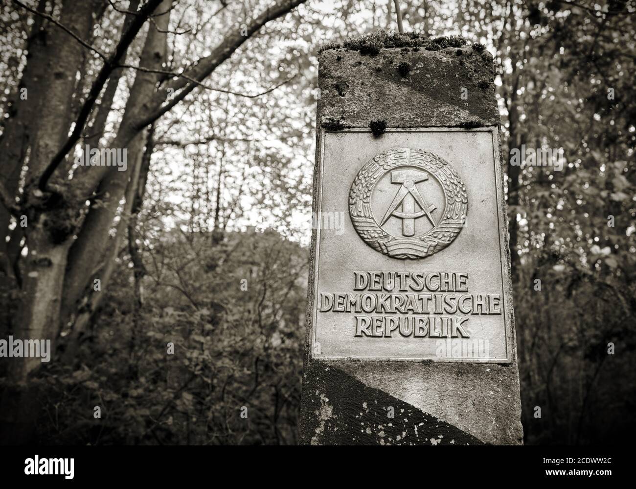 Grenzpfeiler der ehemaligen innerdeutschen Grenze Stockfoto