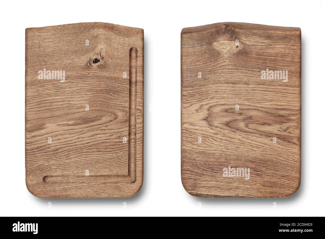 Holzhackbrett Draufsicht isoliert auf weißem Hintergrund. Textur von Holz Schneidebrett. Zwei Seiten von Holz Schneidebrett Stockfoto