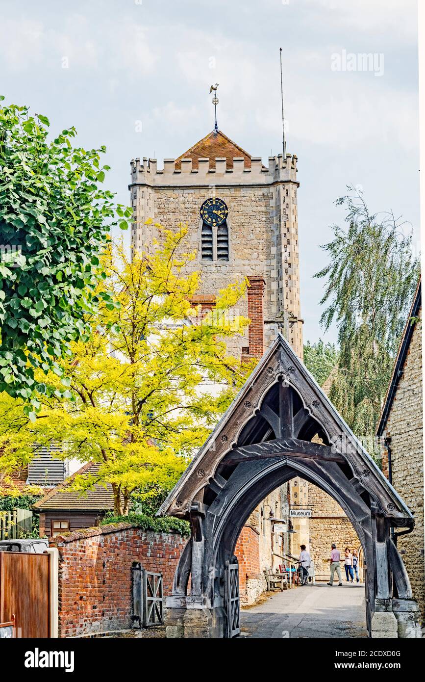 Dorchester on Thames (Oxfordshire, England): Kirche und Kirchhof mit Lychgate Stockfoto