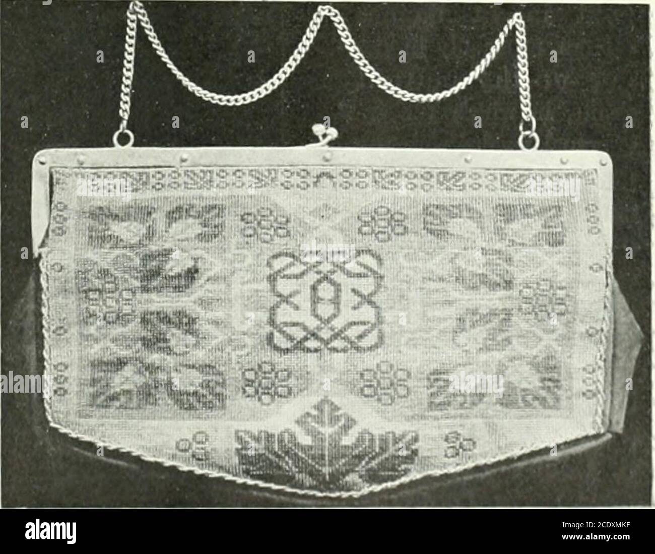 . Studio international. Gezeigt wurden u. a. die Sung-Dynastie (960 – 1280 n. Chr.) und die Ming-Dynastie (1368 – 1644). Die letzte Periode wird oft als das Alter der Dekadenz in der chinesischen Malerei bezeichnet, aber neben den Werken, die dieser Zeitperiode zugeschrieben werden, gibt es viele, um nach den Examples zu urteilen, die sowohl im BritishMuseum als auch in der Baillie Gallery gezeigt werden, Welche, soweit von der Anzeige irgendwelche Anzeichen von Dekadenz, sind in der Tat unerreicht durch die Produktionen von anyperiod. Eine Studie der jährlichen Ausstellung der RoyalPhotographic Society, die vor kurzem in der OldWater Color Societys Gallery statt, zeigte, dass damit ich Stockfoto