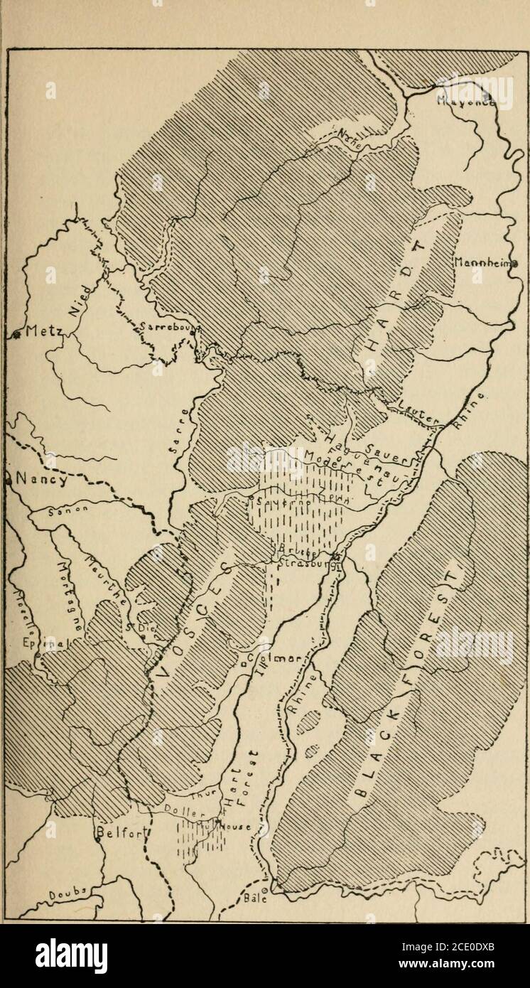 . Elsass-Lothringen; Vergangenheit, Gegenwart und Zukunft. Welche es durch den Rhein getrennt wird; auf dem Norden und Nordosten durch die Bayerische Pfalz, die preußische Rheinprovinz und Luxemburg; auf dem Westen durch Frankreich. Das Gebiet der Provinzen, wie im Jahr 1871 abgetreten ist 5,605^, das ist weniger als ein Zehntel der Fläche von England und Wales, oder ein wenig weniger als Elsass- die Gegend von Yorkshire. Die Gesamtfläche, die von Deutschland erworben wurde, bildete fast das ganze des ehemaligen Elsass, zusammen mit ungefähr einem Fünftel des ehemaligen Lothringens; der annektierte Bereich des Elsass allein seiend 3,344 Quadratmeilen. Die Maxi-Mom Stockfoto