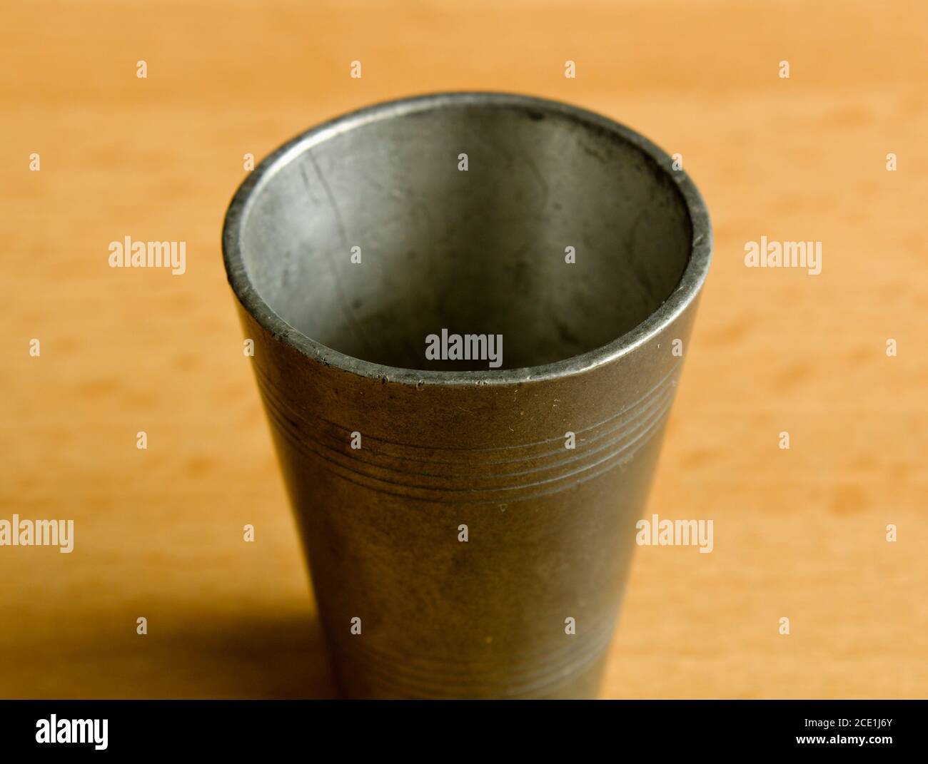 Altes Metallglas Stockfoto