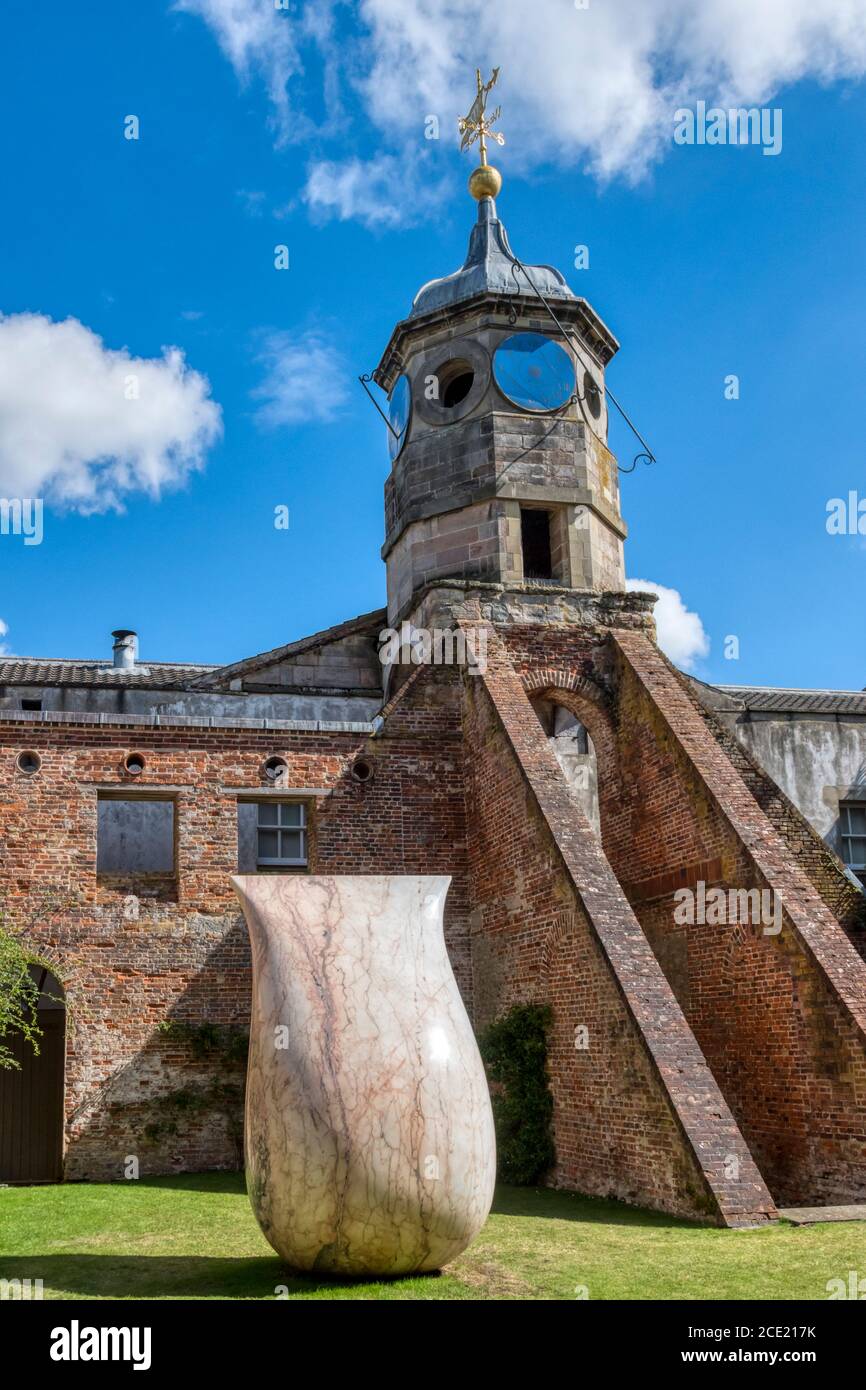 Houghton Hall - Grace, Anish Kapoor, Marmor, 2004. Stockfoto