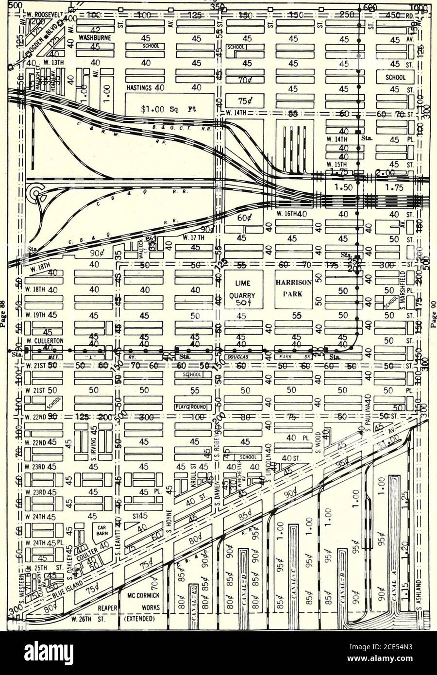 . Olcott Land Werte blaues Buch von Chicago . =6©RF= OLCOTTS LAND VALUES BLUE BOOK MEMORANDA 89 SEITE 79. Page 99 OLCOTTS GRUNDWERTE BLAUES BUCH R. I. Terwilliger & Company gegründet 1886 erste HypothekenImmobilien und VersicherungImmobilien Valuatoren 1223-25 Blue Island Avenue Phones Canal 1315 GEO. C. OLCOTT LandValuator EIN PPRAISEMENTS-Madefür Investoren, Eigentümer, Kor-Porationen, Gutachterunternehmen oder Individualenwo spezielle Experten-Esti-Mates erwünscht sind. Franklin 5186 CHICAGO 90 ^ W. ROOSEVEl Seite 80 fm Stockfoto