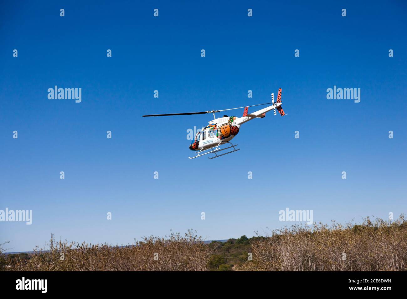 Hubschrauberflug mit Luftaufnahme von Victoria Falls und Zambezi River, Mosi-oa-Tunya, Victoria Falls, Matabeleland, Simbabwe, Afrika Stockfoto
