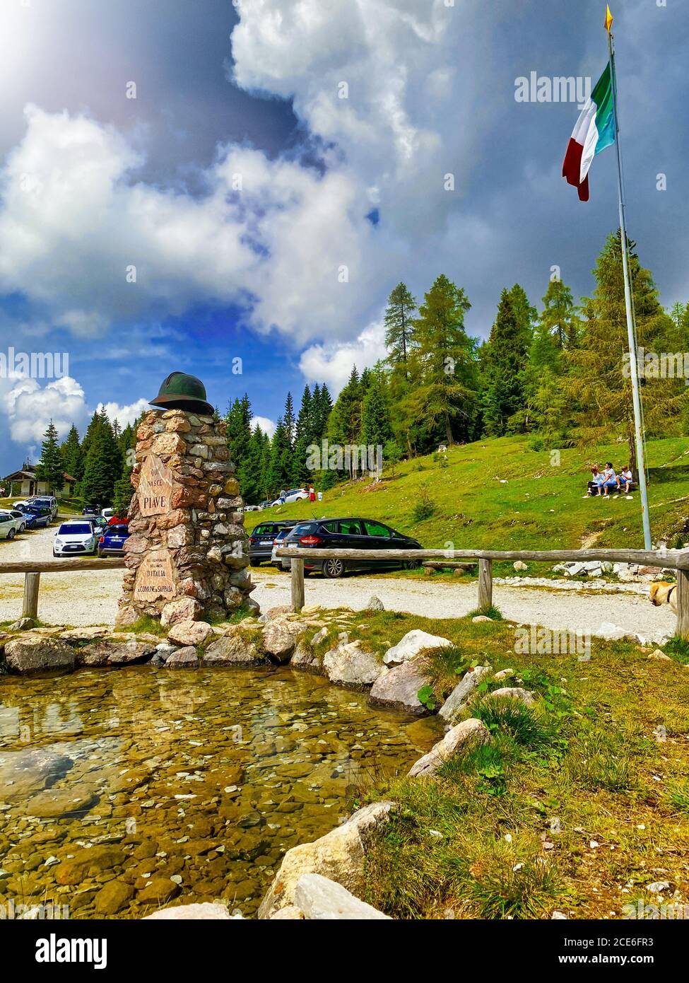 SAPPADA, ITALIEN - 16. AUGUST 2020 - Sorgenti del Piave, Piave Quelle auf der Spitze der Dolomitenberge. Stockfoto