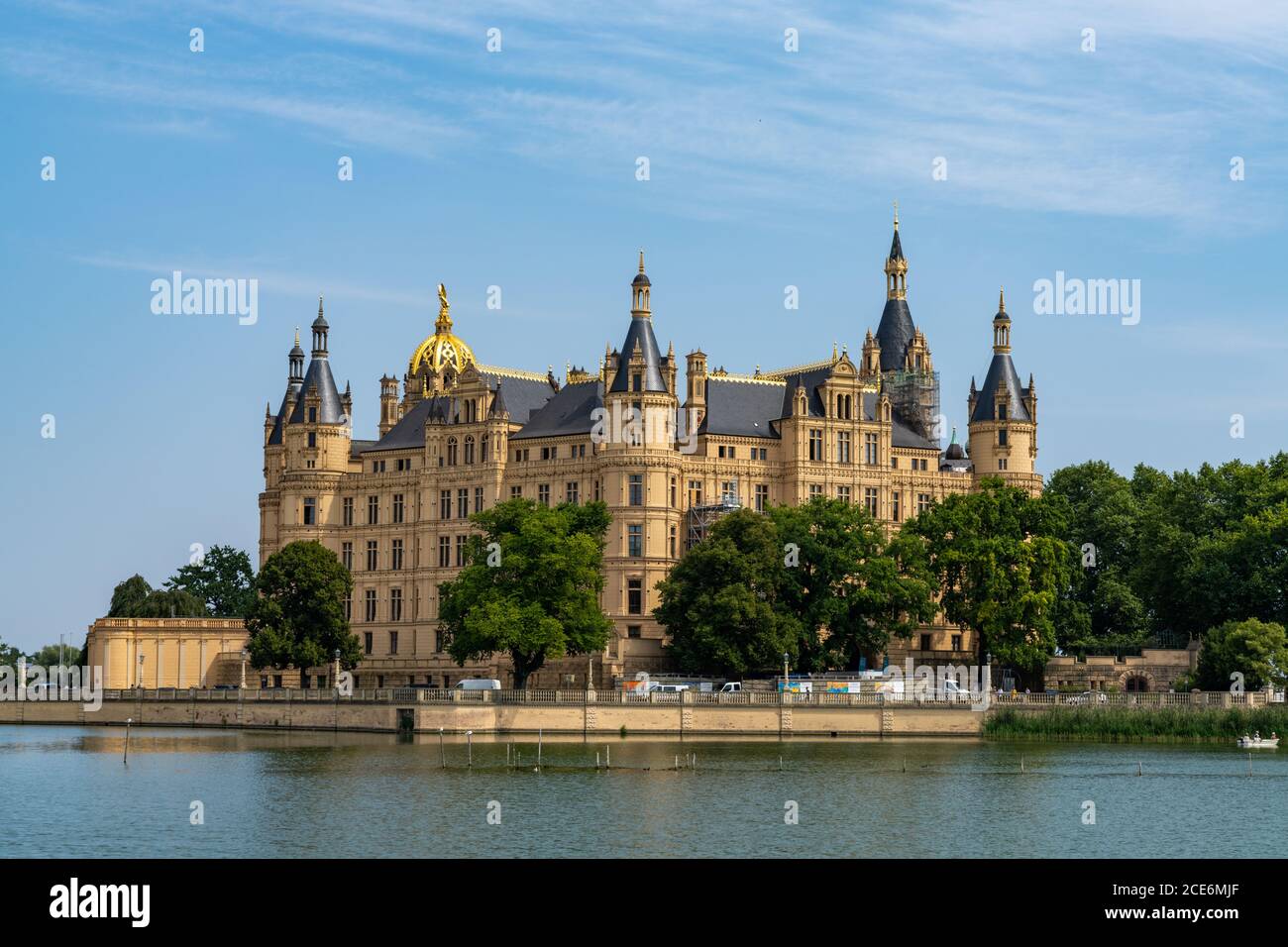 Ein Blick auf das Schweriner Schloss in Mecklenburg-Vorpommern in Deutschland Stockfotografie 