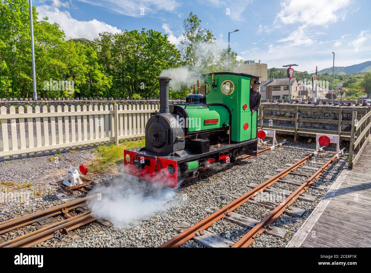 'Dolbadarn' ein ehemaliger Schiefersteinbruch-Tankmotor am Bahnhof Llanberis auf der Llanberis Lake Railway, Gwynedd, Wales, Großbritannien Stockfoto