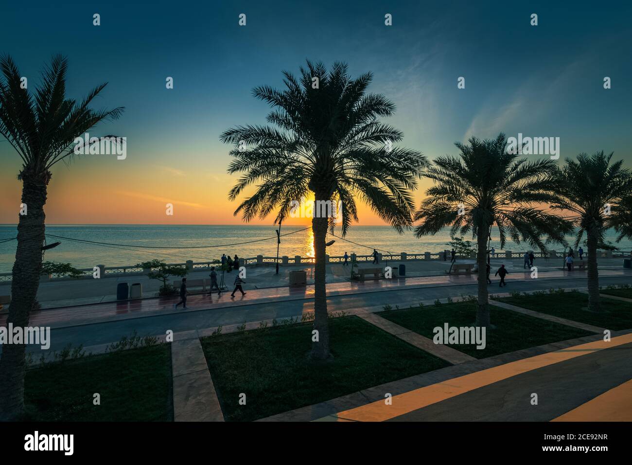 Wunderschöne Aussicht auf den Sonnenaufgang in Al-Khobar Corniche -Saudi Arabien. Stockfoto