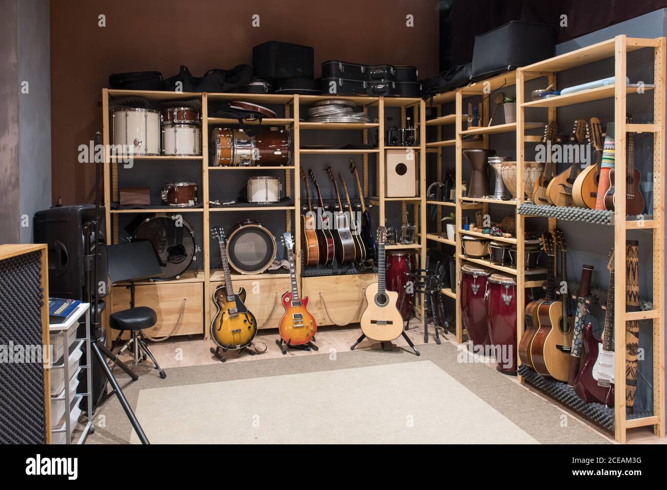 Musikinstrumente Fotos und Bildmaterial in hoher Auflösung Alamy