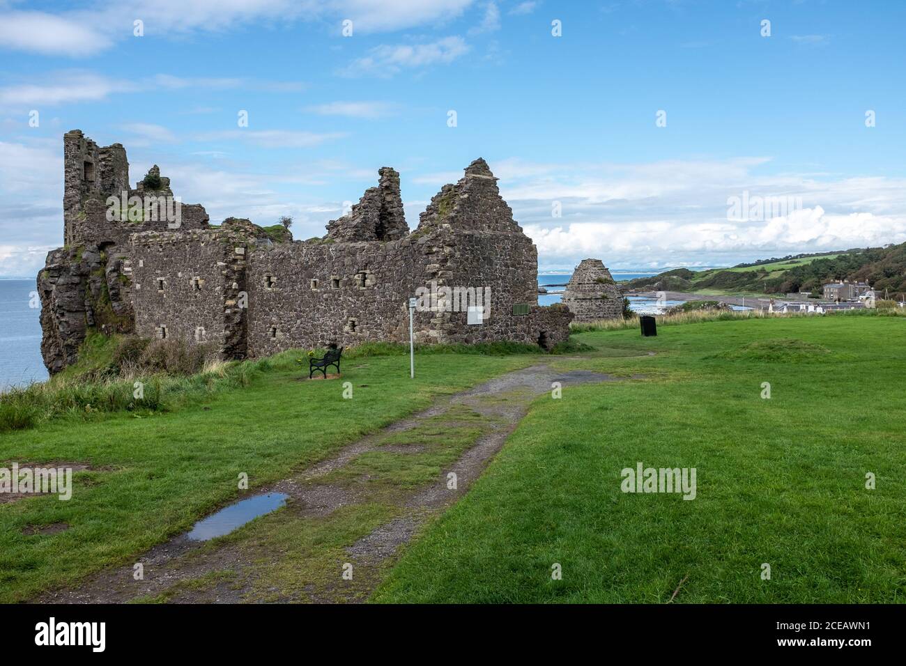 Ruinen von Dunure Castle an der Westküste Schottlands In South Ayrshire Stockfoto