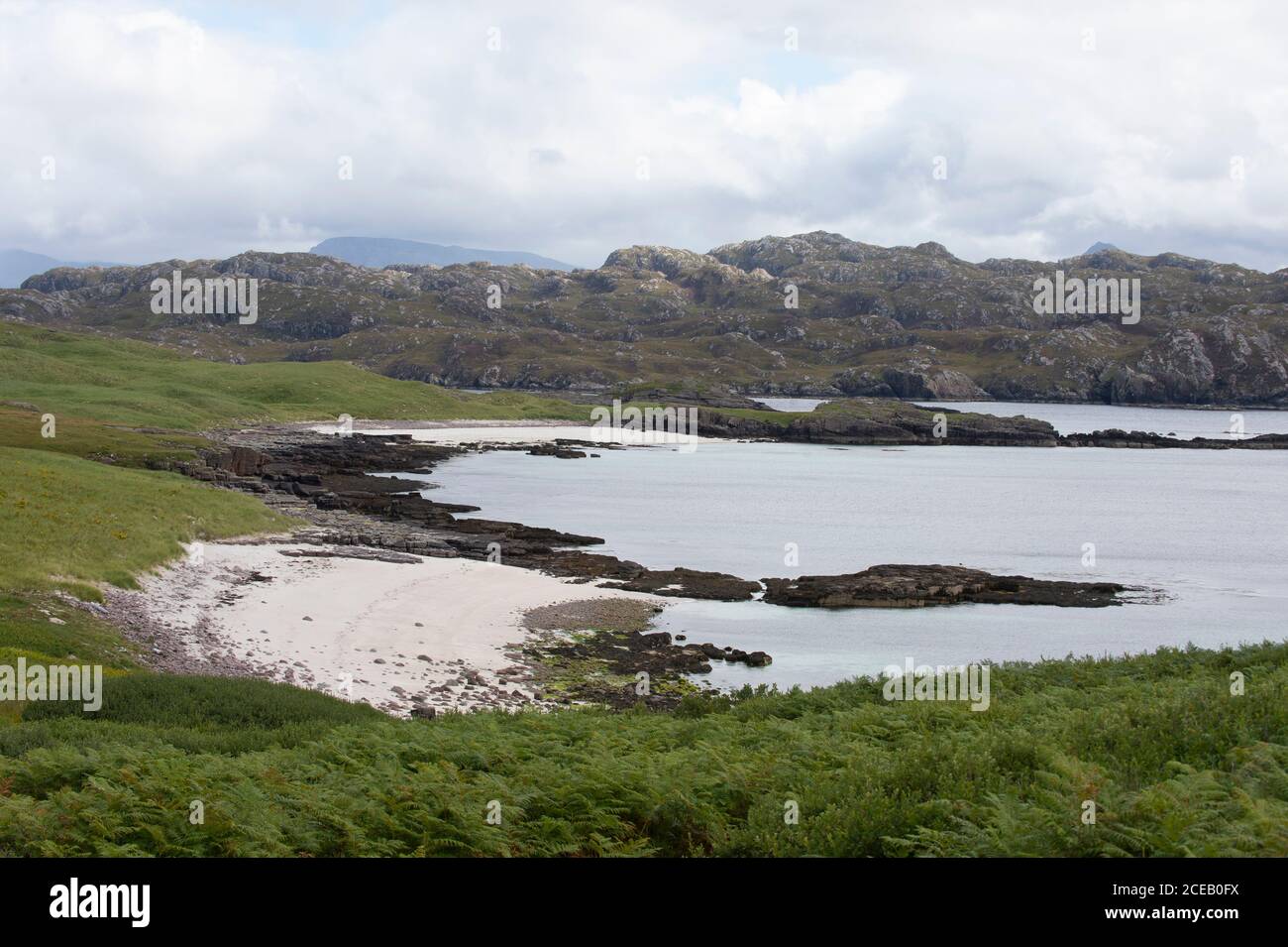 Strand und felsige Bucht auf Handa Island, Western Isles, Schottland Stockfoto