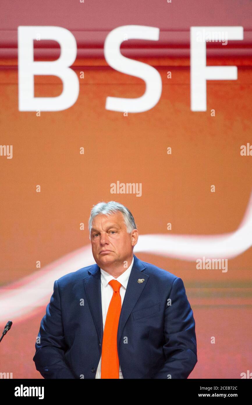 Der ungarische Ministerpräsident Viktor Orban nimmt an einer Expertenrunde beim 15. Strategischen Forum von Bled Teil. Die europäischen Staats- und Regierungschefs trafen sich auf dem jährlichen strategischen Forum in Bled, um Europa nach dem Brexit und der COVID-19-Pandemie zu diskutieren. Stockfoto