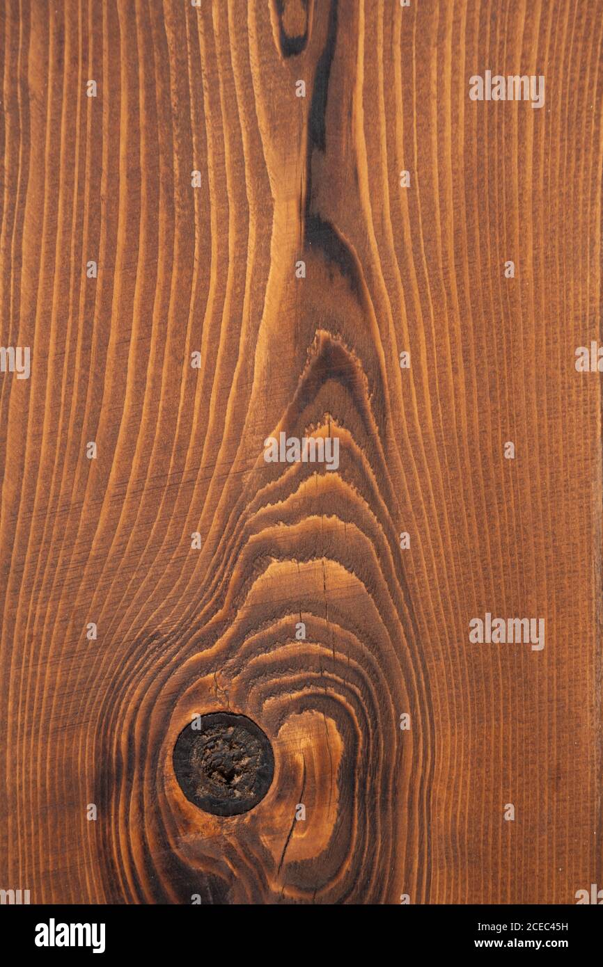 Natürliche Textur Hintergrund verarbeitet dunkles Holz im Freien Stockfoto