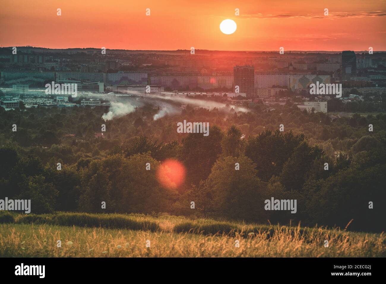 Panorama von Rzeszow bei Sonnenuntergang. Rzeszow, Subcarpathia, Polen. Stockfoto
