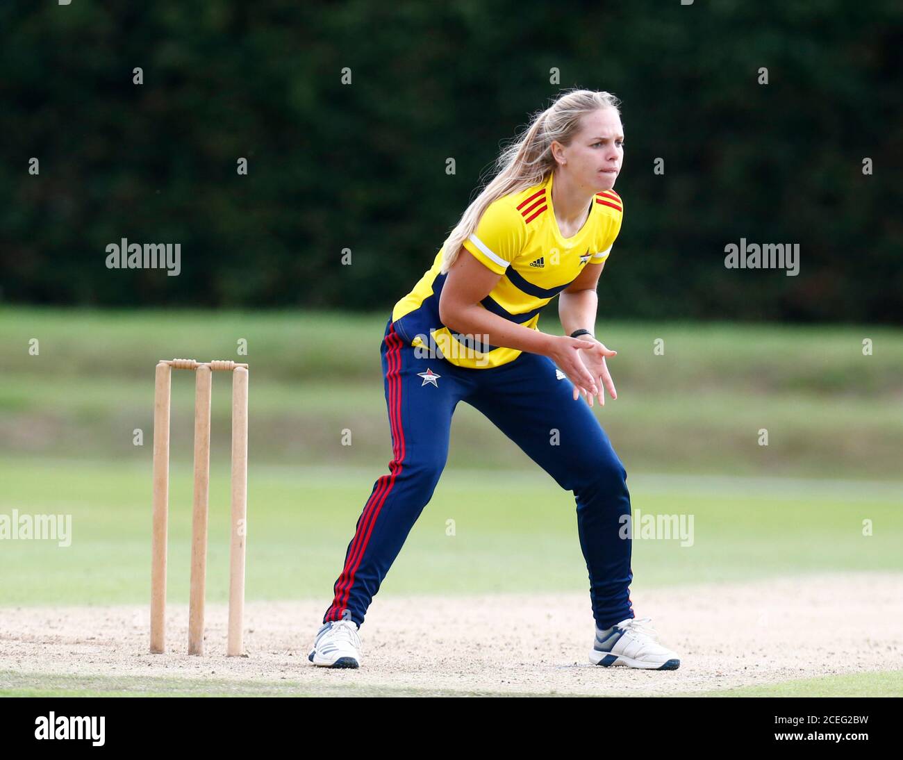 BECKENHAM, Großbritannien, AUGUST 31:Surrey East Stars Freya Davies während der Rachael Heyhoe Flint Trophy zwischen South East Stars Women und Sunrisers wo Stockfoto