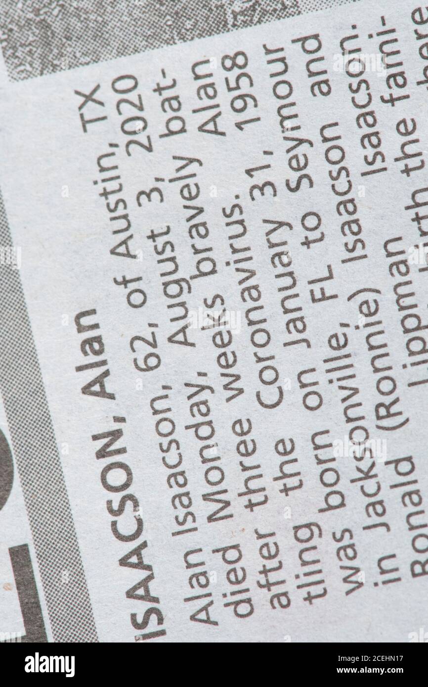 Die jüngsten Nachrufe in der Austin American-Statesman Zeitung zeigen COVID-19 und die Pandemie als primäre Todesursache für ihre Lieben. Am 1. September 2020 gab es in Texas 12,779 von 633,000 landesweit in Texas verendeten Fällen. Stockfoto